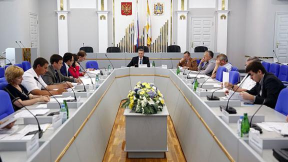 В Думе Ставропольского края решали судьбу зданий-недостроев