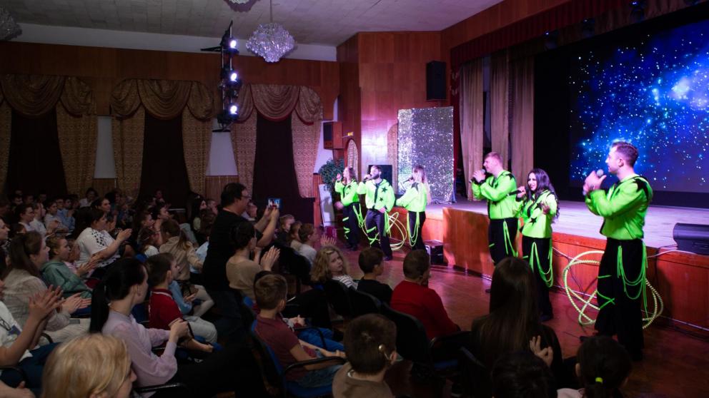 С благотворительным концертом выступили артисты АРТ шоу «Ставрополье»