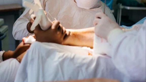 В Пятигорске впервые на Северном Кавказе провели роботизированное эндопротезирование коленного сустава