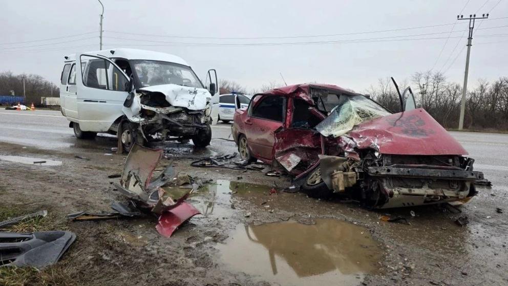 Четыре пострадали и один человек погиб в ДТП на Ставрополье