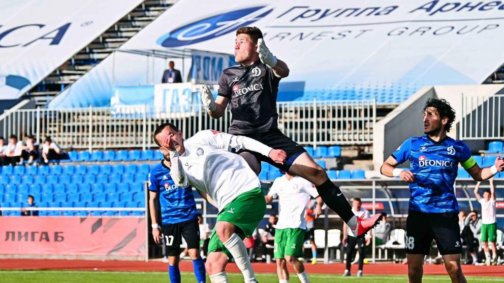 Динамовцы в Ставрополе одолели футболистов черкесского «Нарта»