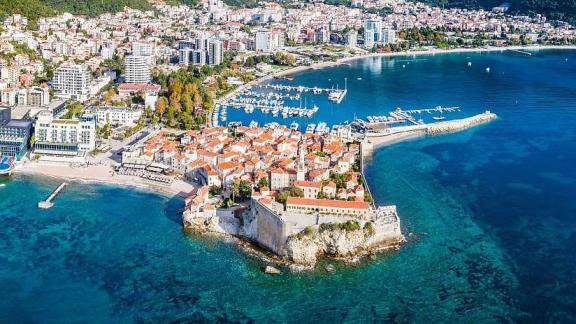 Куда переехать на ПМЖ? Способы легализации в Черногории