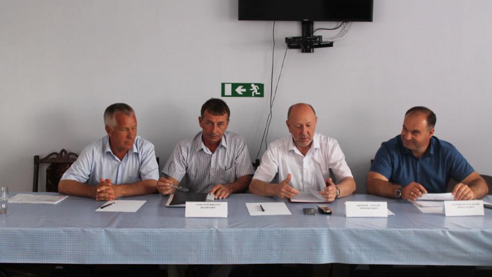 627 комбайнов выйдут на жатву в Благодарненском районе