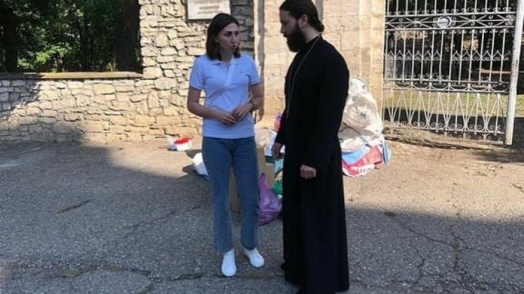 Молодёжь Пятигорской Епархии помогла активистам в уборке Некрополя