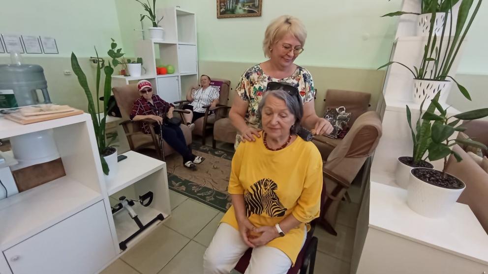 На уход за пожилыми и инвалидами на Ставрополье направят более 450 млн рублей