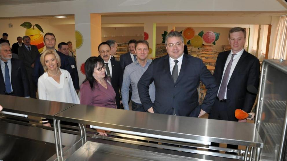 В Ессентуках образовательный процесс в недавно открытом долгострое начался