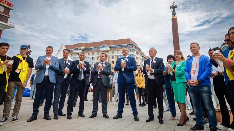 В Ставрополе участники фестиваля «На высоте» организовали акцию «Мы Россия»