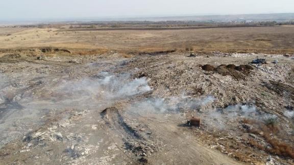 В Ставрополе взяли пробы воздуха из-за пожара на полигоне отходов