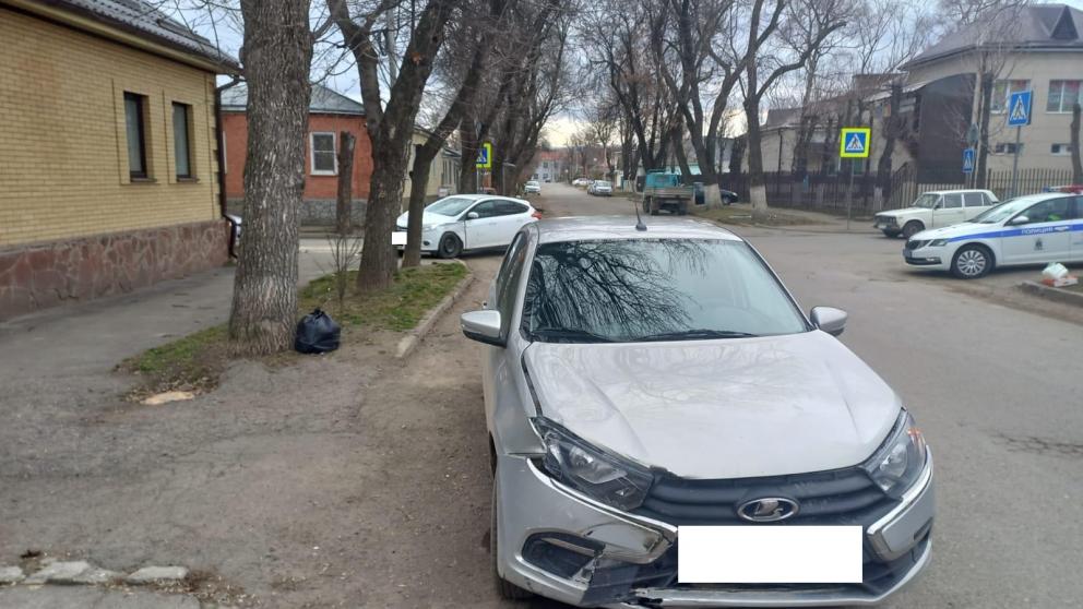 Женщина и ребёнок пострадали в аварии в Ессентуках