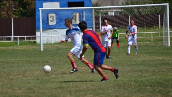 День физкультурника отметили в селе Александровском отметили спортивным праздником