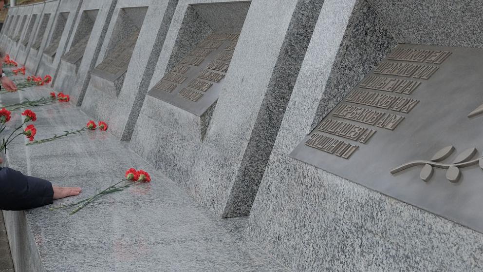 В Ставрополе возложили цветы к Вечному огню