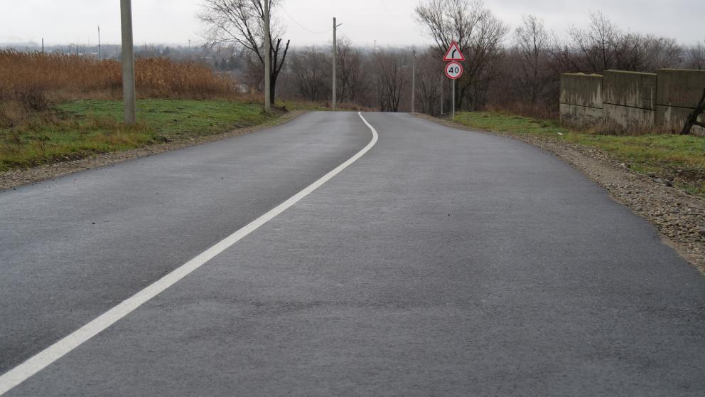 В Кочубеевском округе в 2025 году отремонтировали 14 участков дорог