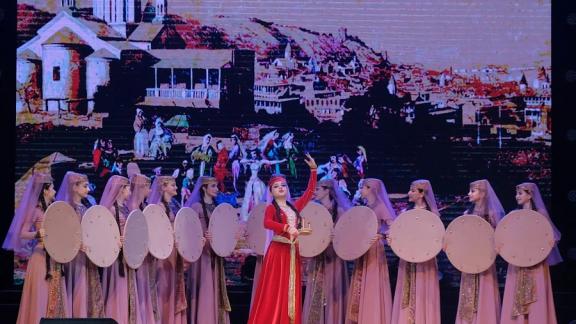 В Георгиевске прошел фестиваль кавказского танца «Жемчужина Кавказа»