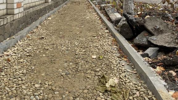 Тротуар длиной три километра обновят в Кочубеевском округе