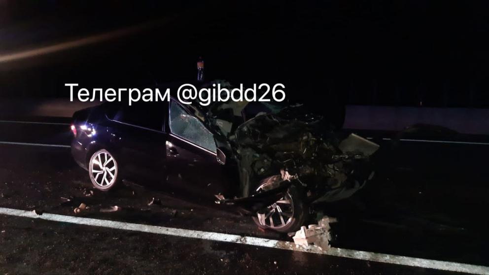 Вблизи Пятигорска невнимательный водитель устроил ДТП с КамАЗом