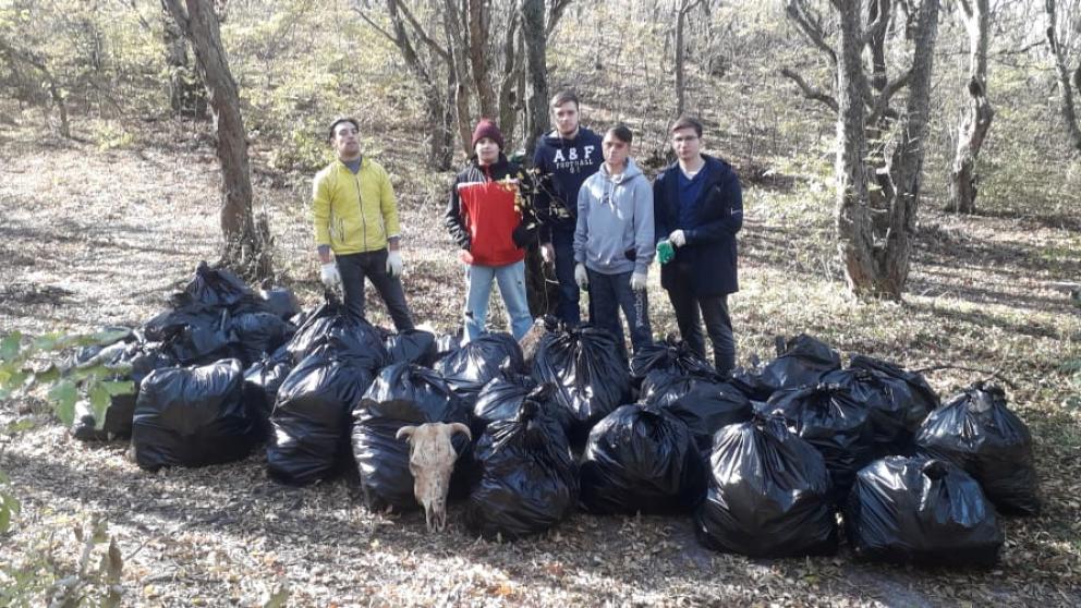 В Железноводске продолжают «лесную» уборку