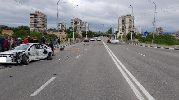 Две беременные девушки и 1,5-годовалая девочка пострадали в ДТП в Кисловодске