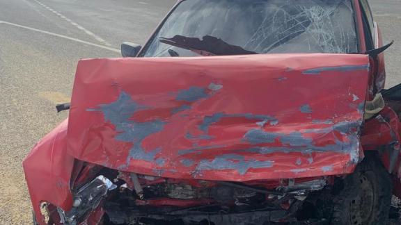 Две иномарки столкнулись на трассе на Ставрополье: пострадали 3 человека