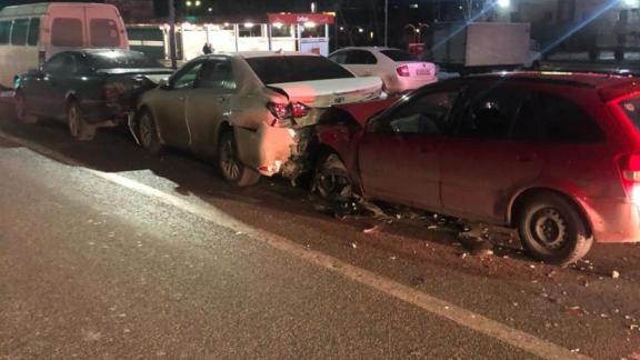 Четыре автомобиля столкнулись на ставропольской трассе «Кавказ»