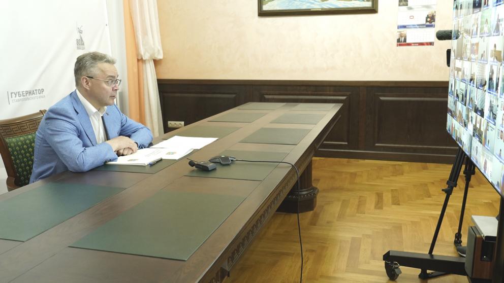 Губернатор Ставрополья поручил контролировать сроки устранения аварий на водоводах в жару