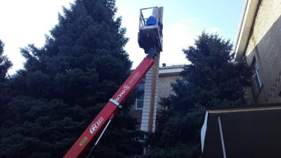 Последствия сильного ветра устраняют в Арзгирском округе Ставрополья