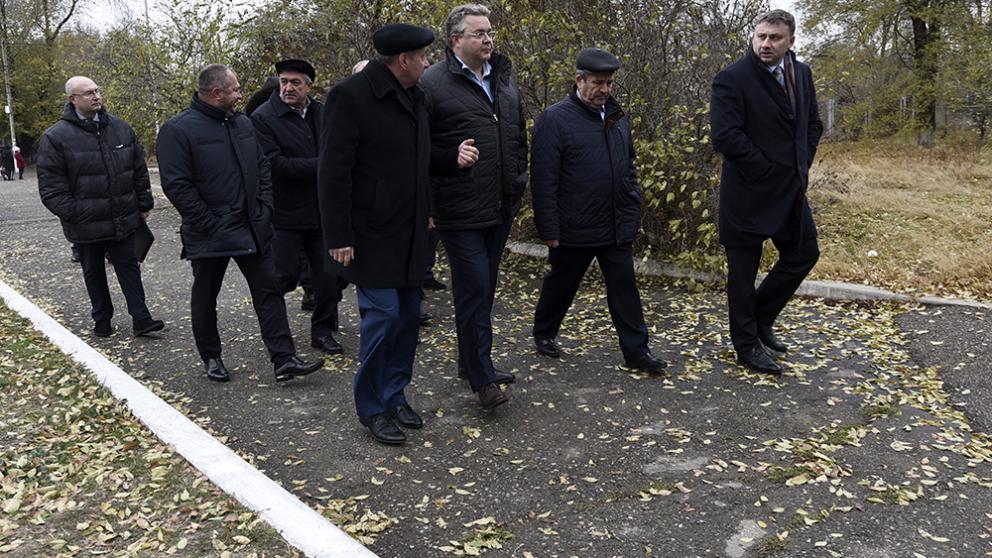 Губернатор Ставрополья проверил объекты благоустройства в Арзгирском районе