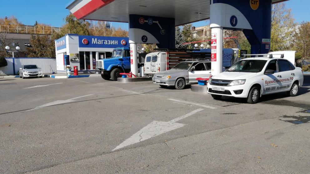 На Ставрополье заправочная сеть выделила семь тонн бензина для волонтеров