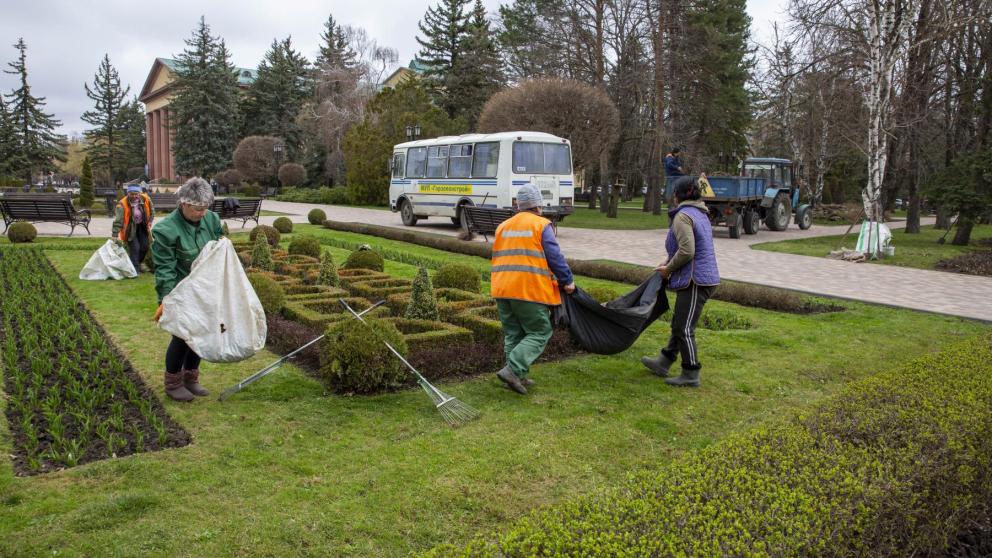 В Ставрополе готовят городские клумбы к высадке весенних цветов
