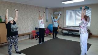 В Шпаковском получатели социальных услуг оценили занятия лечебной физкультурой