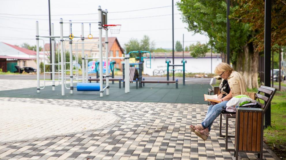 В Октябрьском районе Ставрополя благоустроили два новых сквера