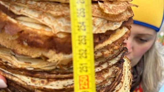 В Кисловодске испекли самый большой блин