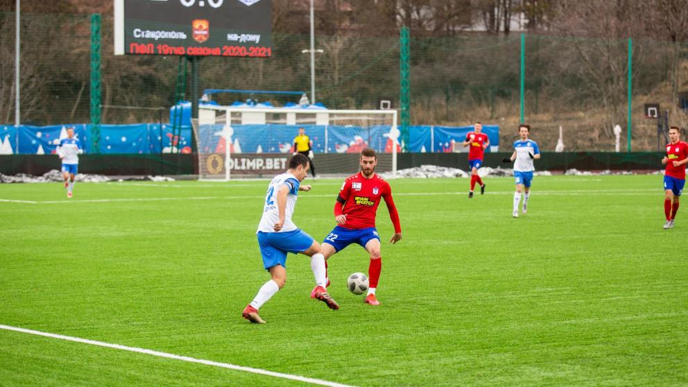 Пятигорские футболисты в Ессентуках огорчили соперников из Черкесска