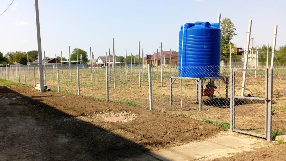 В Кочубеевском округе приступают к работам по закладке пришкольных садов