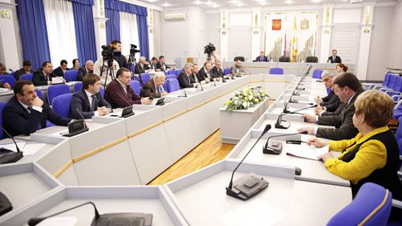 О капремонте, торговле на улицах и итогах 2014 года говорили в Думе Ставрополья