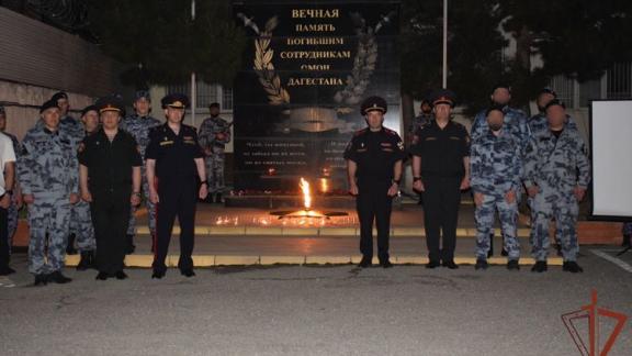 Росгвардейцы Северо-Кавказского округа провели памятные мероприятия ко Дню памяти и скорби