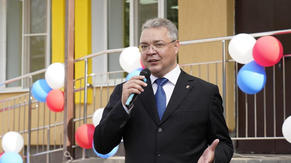 Губернатор Ставрополья принял участие в линейке ко Дню знаний в Степновском округе