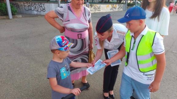 В Новоалександровске ЮИДовцы контролируют соблюдение ПДД сверстниками