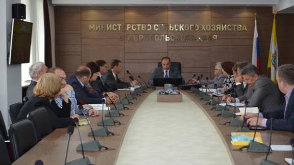 В минсельхозе Ставрополья обсудили поставки продукции в воинские части страны