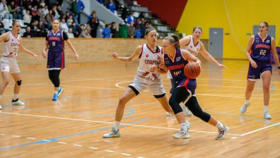 Баскетболистки «Невинномысска» уступили в Видном 