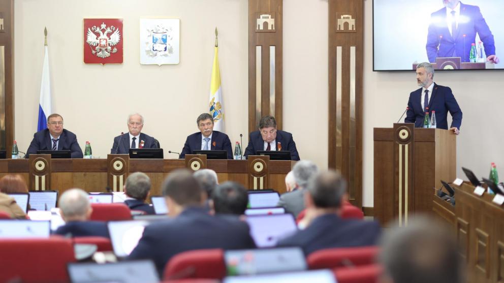 Молодые родители на Ставрополье могут воспользоваться услугой по присмотру за детьми