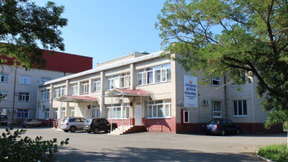 В детской больнице Невинномысска отремонтировали кровлю