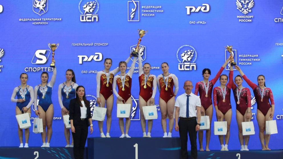 Гимнасты из Ставрополя вернулись с соревнований в «Сириусе» с 11 медалями