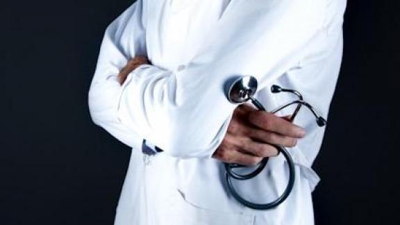 Врачи Ставрополя извлекли инородное тело из глаза пациента спустя несколько десятилетий