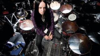 Джоуи Джордисон признан самым лучшим барабанщиком