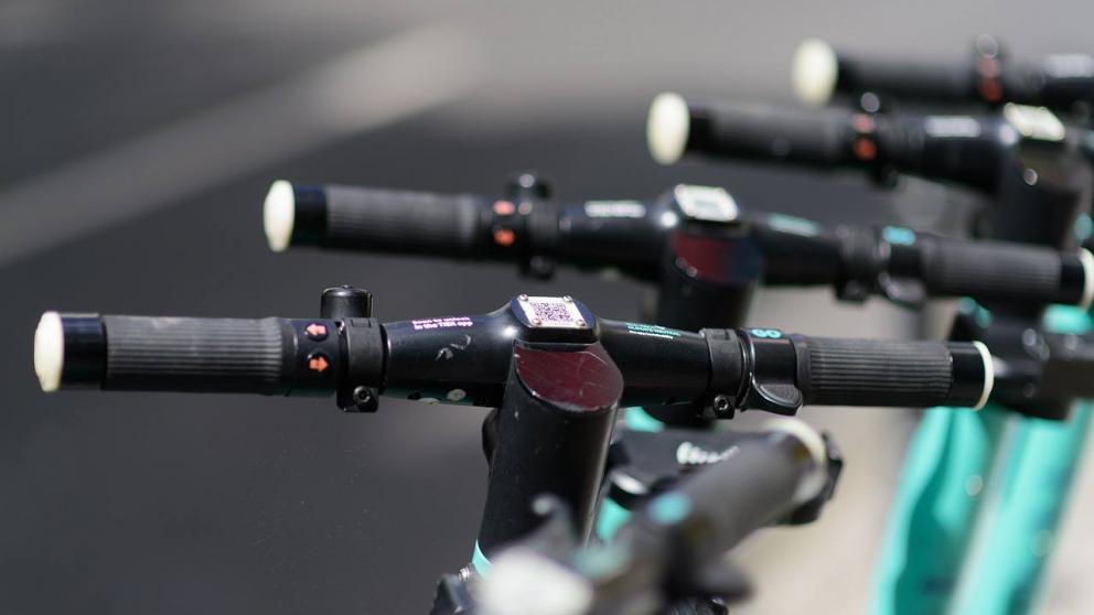 В селе Правокумском пьяного водителя отстранили от управления электросамокатом