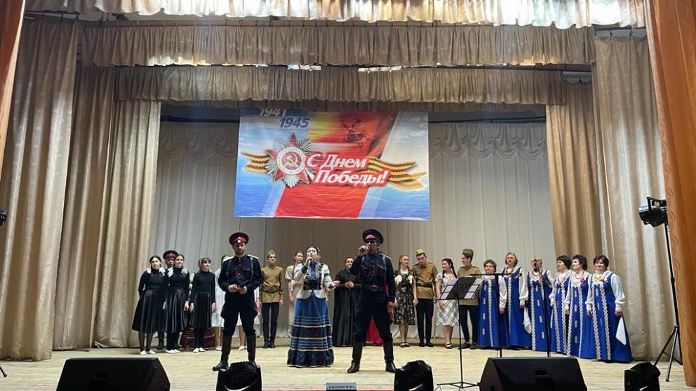 Фронтовые бригады выступают в населённых пунктах Петровского округа Ставрополья