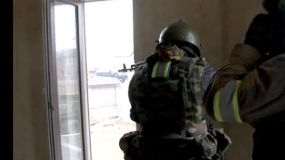 В Махачкале идет штурм дома с боевиками