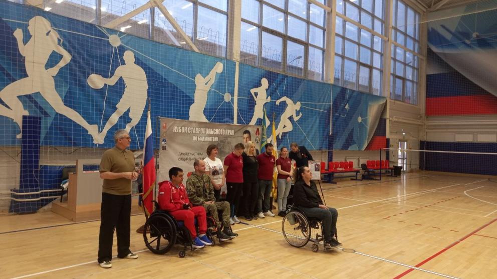 В Ставрополе завершились соревнования по бадминтону памяти Евгения Петрова