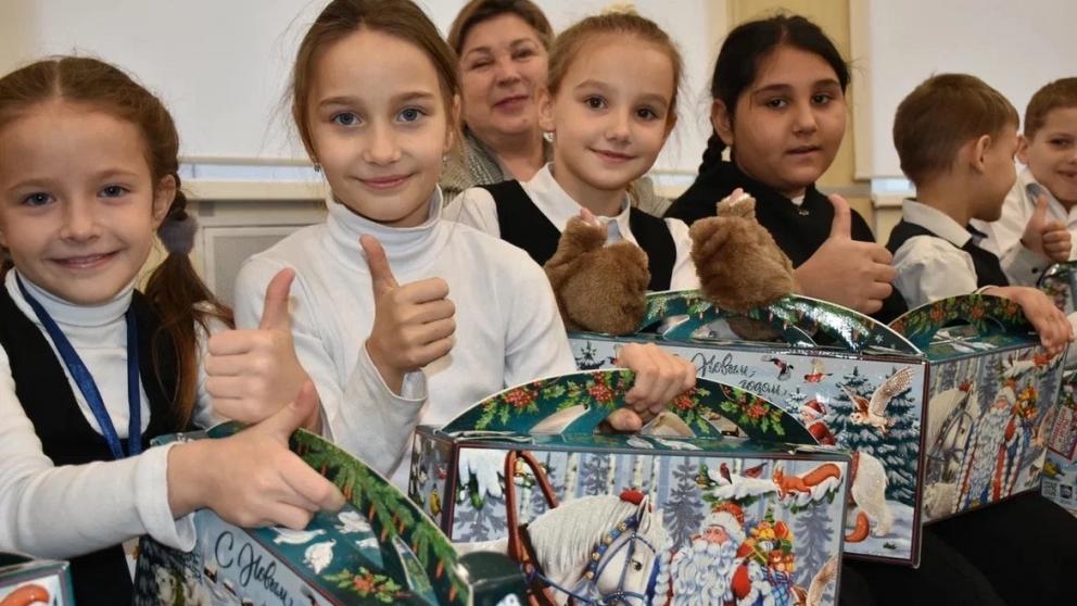 Делегация Ставрополья передала подарки в Луганскую Народную Республику