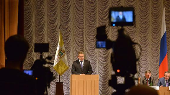 Губернатор Владимир Владимиров выступил с отчетным докладом перед Думой Ставропольского края